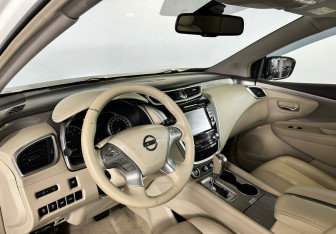 Подержанный автомобиль Nissan Murano Suv 2017 года (9 фото)