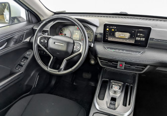 Подержанный автомобиль Haval Jolion 2022 года (29 фото)
