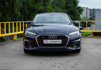 Подержанный автомобиль Audi A5 Coupe 2022 года (2 фото)