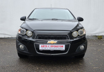 Подержанный автомобиль Chevrolet Aveo Sedan 2012 года (2 фото)