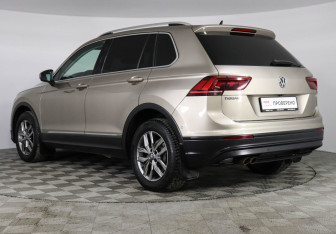 Подержанный автомобиль Volkswagen Tiguan 2018 года (7 фото)