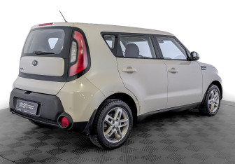 Подержанный автомобиль Kia Soul 2016 года (5 фото)