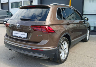 Подержанный автомобиль Volkswagen Tiguan 2018 года (5 фото)