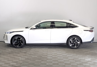 Новый Changan Lamore 2024 (3 фото)