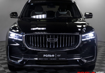 Подержанный автомобиль Geely Monjaro 2023 года (38 фото)