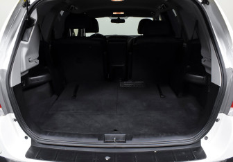 Подержанный автомобиль Toyota Highlander 2013 года (18 фото)