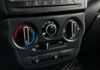 Подержанный автомобиль LADA (ВАЗ) Granta Wagon 2025 года (25 фото)