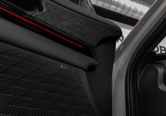 Подержанный автомобиль Changan UNI-V 2023 года (21 фото)