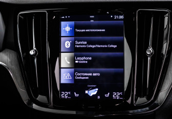 Подержанный автомобиль Volvo S60 2019 года (16 фото)