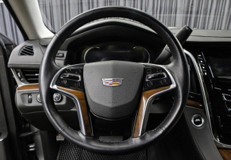 Подержанный автомобиль Cadillac Escalade Suv 2020 года (19 фото)