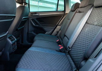 Подержанный автомобиль Volkswagen Tiguan 2019 года (10 фото)