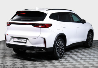 Подержанный автомобиль Exeed TXL 2023 года (5 фото)