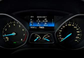 Подержанный автомобиль Ford Focus Hatchback 2018 года (13 фото)