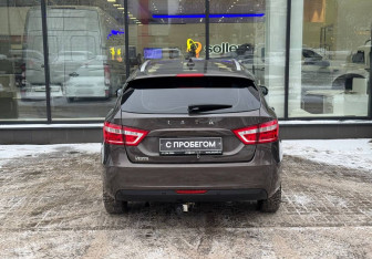 Подержанный автомобиль LADA (ВАЗ) Vesta Wagon 2021 года (7 фото)