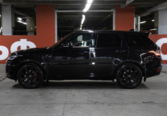 Подержанный автомобиль Land Rover Range Rover Sport 2020 года (8 фото)