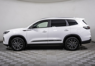 Подержанный автомобиль Chery Tiggo 8 Pro Max 2022 года (8 фото)