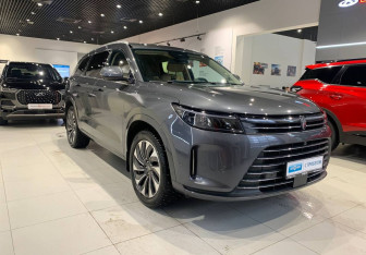 Подержанный автомобиль AITO M7 2023 года (3 фото)