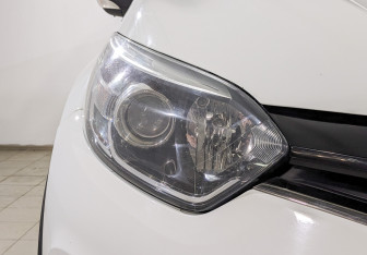 Подержанный автомобиль Renault Kaptur 2017 года (11 фото)