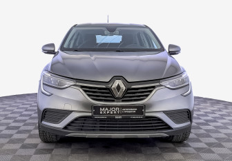 Подержанный автомобиль Renault Arkana 2021 года (2 фото)