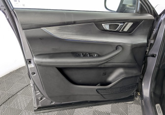 Подержанный автомобиль Chery Tiggo 7 Pro Max 2023 года (19 фото)