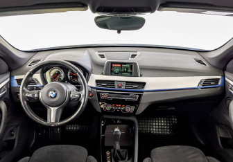 Подержанный автомобиль BMW X1 2019 года (14 фото)