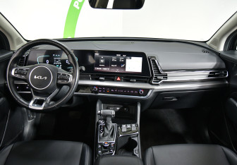 Подержанный автомобиль Kia Sportage 2022 года (8 фото)