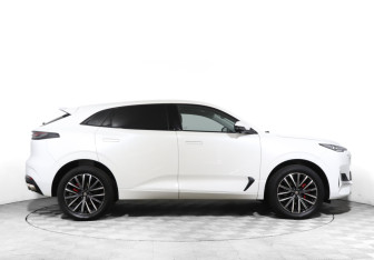 Подержанный автомобиль Changan UNI-K 2023 года (4 фото)