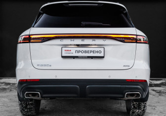 Подержанный автомобиль Chery Tiggo 9 2024 года (6 фото)