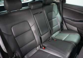 Подержанный автомобиль Hyundai Tucson 2016 года (13 фото)