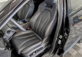 Подержанный автомобиль Omoda C5 2023 года (20 фото)