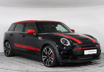 Подержанный автомобиль MINI Clubman Wagon 2022 года (3 фото)