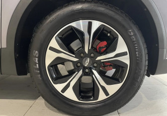 Подержанный автомобиль Chery Tiggo 7 Pro Max 2023 года (19 фото)