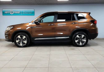 Подержанный автомобиль Changan CS75 2022 года (7 фото)