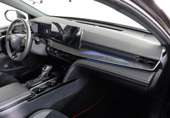 Подержанный автомобиль Toyota Camry Sedan 2024 года (10 фото)