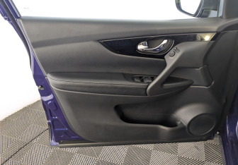 Подержанный автомобиль Nissan Qashqai 2018 года (19 фото)