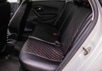 Подержанный автомобиль Volkswagen Polo Sedan 2013 года (11 фото)