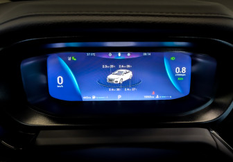 Подержанный автомобиль Omoda S5 2023 года (11 фото)