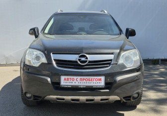 Подержанный автомобиль Opel Antara 2010 года (2 фото)