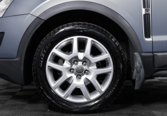 Подержанный автомобиль Opel Antara 2012 года (23 фото)