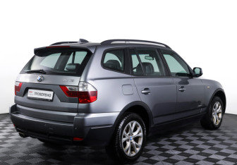 Подержанный автомобиль BMW X3 2010 года (5 фото)