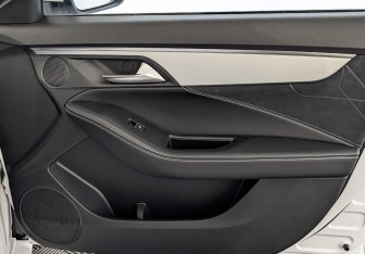 Новый Москвич 6 2025 (25 фото)