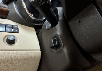 Подержанный автомобиль Cadillac CTS Sedan 2008 года (25 фото)