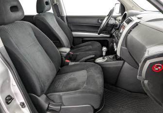 Подержанный автомобиль Nissan X-Trail 2011 года (24 фото)