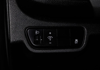 Подержанный автомобиль Kia Seltos 2021 года (15 фото)