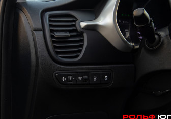 Подержанный автомобиль Kia Rio Hatchback 2022 года (15 фото)