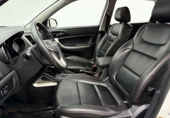 Подержанный автомобиль Changan CS35 2014 года (10 фото)