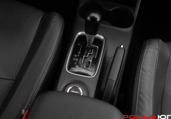 Подержанный автомобиль Mitsubishi Outlander 2015 года (15 фото)