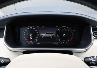 Подержанный автомобиль Land Rover Range Rover 2018 года (14 фото)