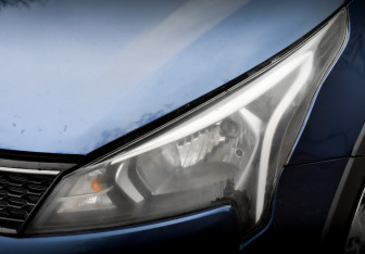 Подержанный автомобиль Kia Rio Hatchback 2021 года (17 фото)