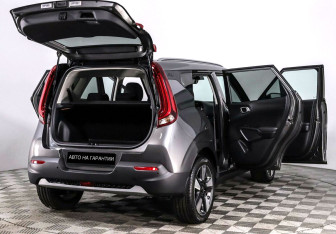 Подержанный автомобиль Kia Soul 2022 года (18 фото)